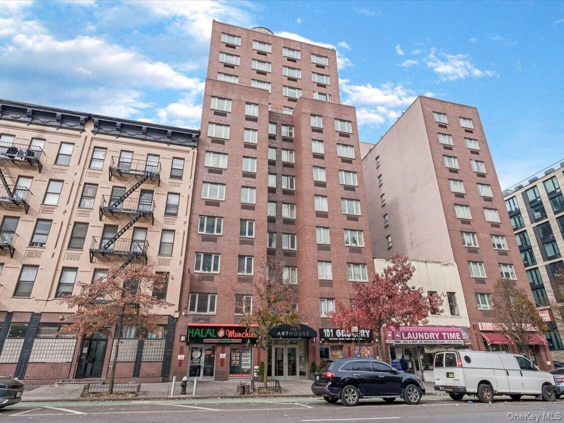 Primary Photo - 1810 Third Ave