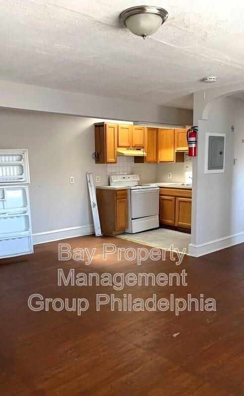 Building Photo - 300 MacDade Blvd