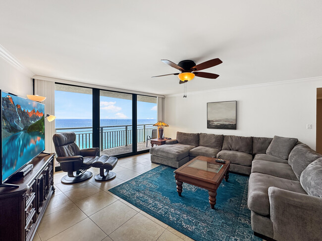 Foto del edificio - 3000 N Ocean Dr