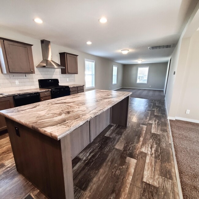 Building Photo - 8027 Harbour Dr