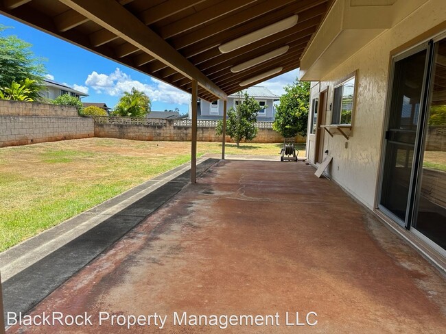 Building Photo - 4 br, 2.5 bath House - 95-559 Poiki Pl