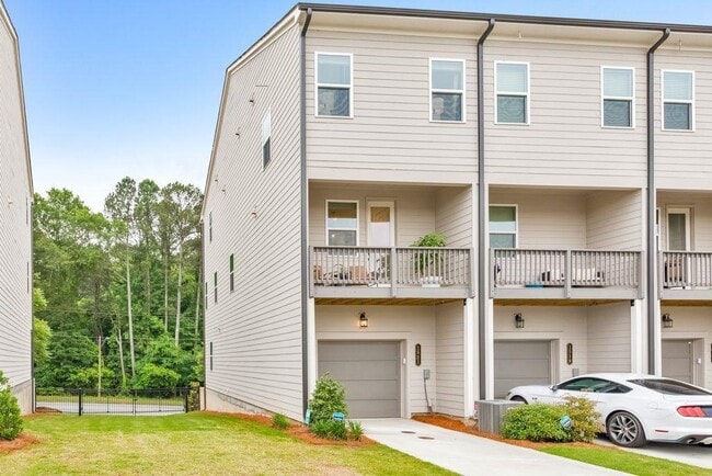 Foto del edificio - 1521 Layton Ln NW
