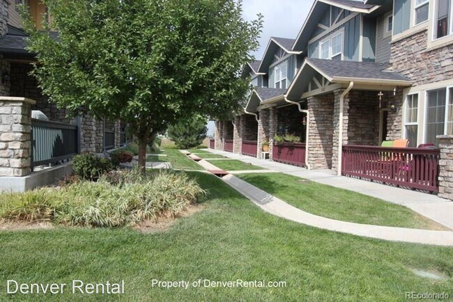 Foto del edificio - 2 br, 2.5 bath House - 574 S Mobile Pl