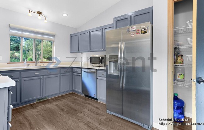 Building Photo - 23613 23rd Ave W