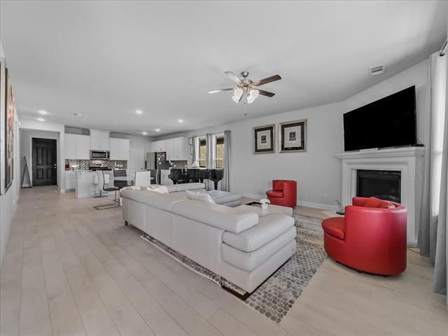 Building Photo - 500 Portina Dr