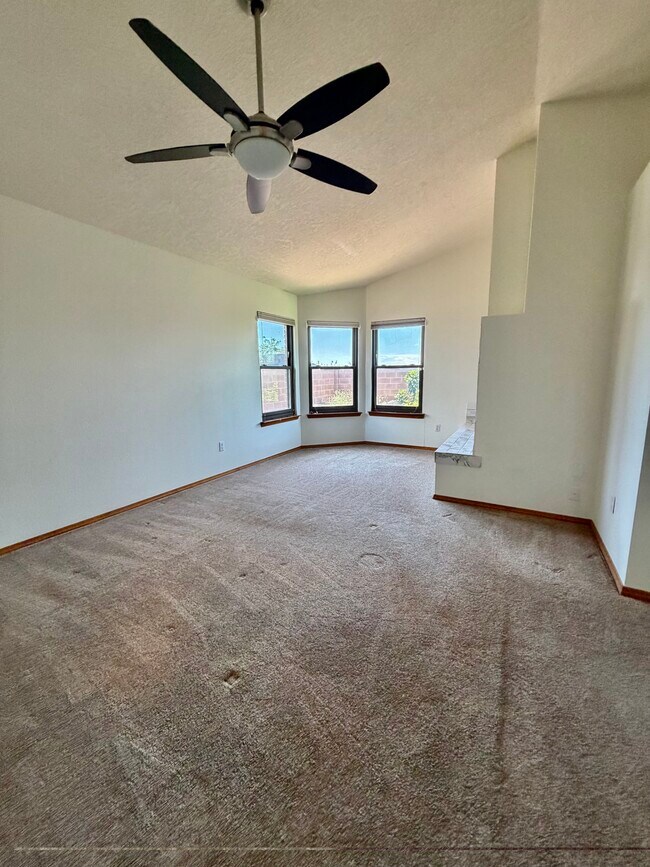 Foto del edificio - 4700 B Cutting Ave NW