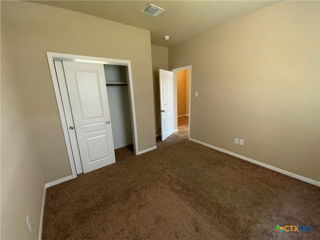Building Photo - 707 Dunford Dr