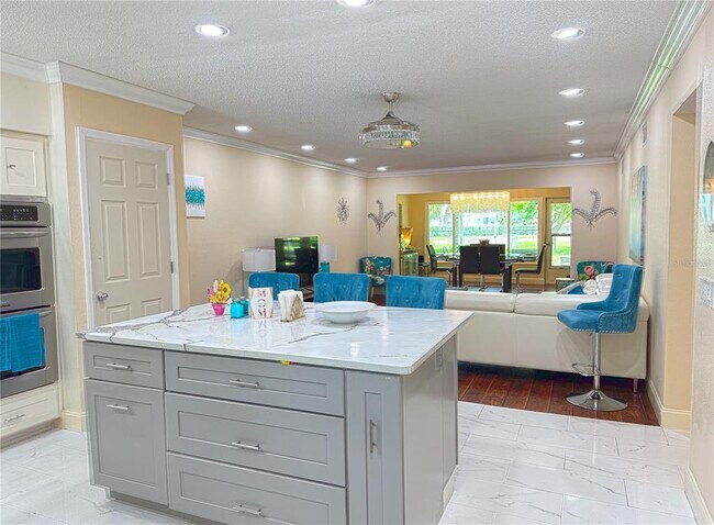 Building Photo - 2350 Haitian Dr