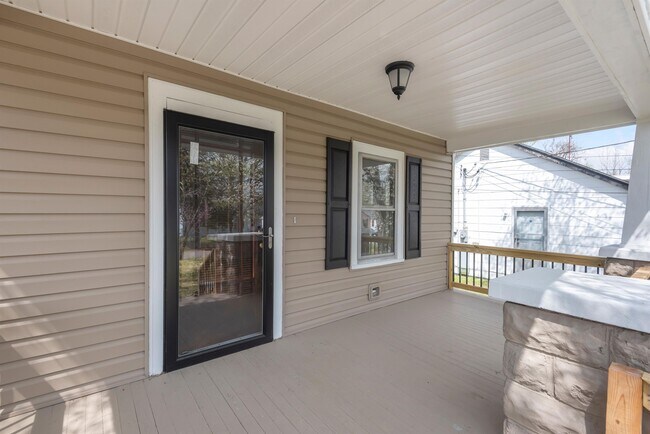 Photo - 4021 Porter Ave House