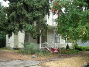 Building Photo - 406 E 8th Ave