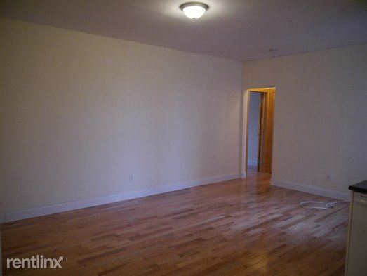 Building Photo - 621 W 135th St