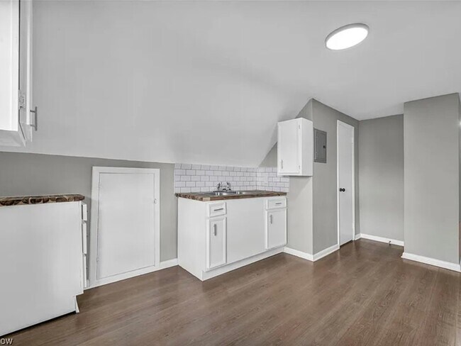 Foto del edificio - 3610 E 140th St