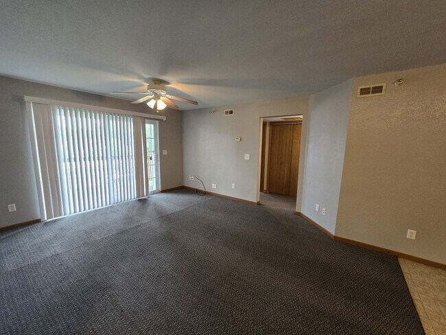 Foto del edificio - 611 Johnson St