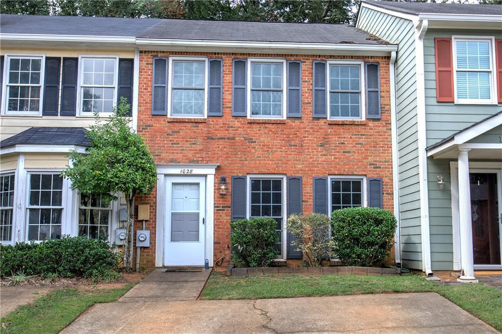 Foto principal - 1028 Windy Oaks Ct
