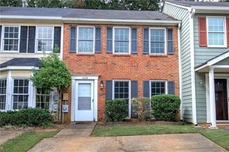 Building Photo - 1028 Windy Oaks Ct