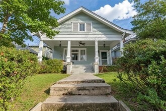 Building Photo - 85 Waddell St NE