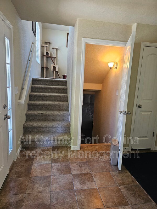 Building Photo - 2257 Sopris