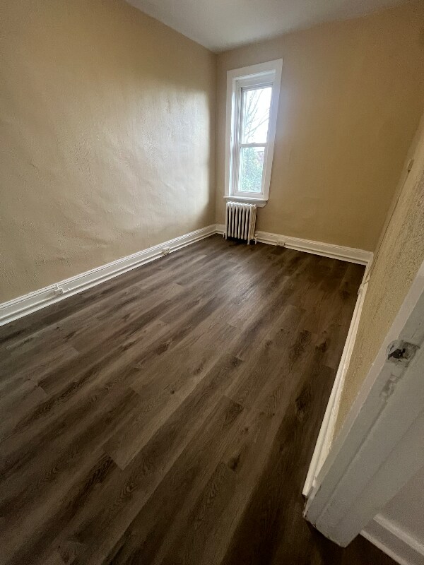Building Photo - 6146 Glenmore Ave