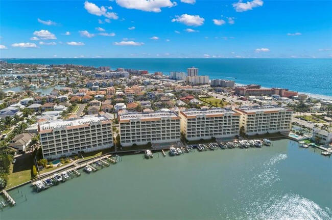 Foto del edificio - 17717 Gulf Blvd