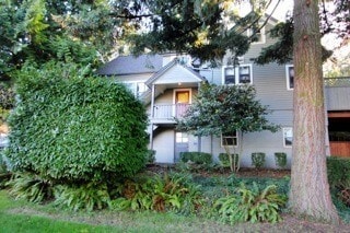 Building Photo - 6234 NE Glisan St