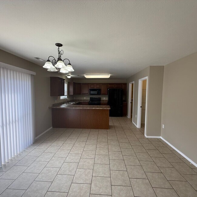 Foto del edificio - Quiet Country Living - Beautiful Available Now