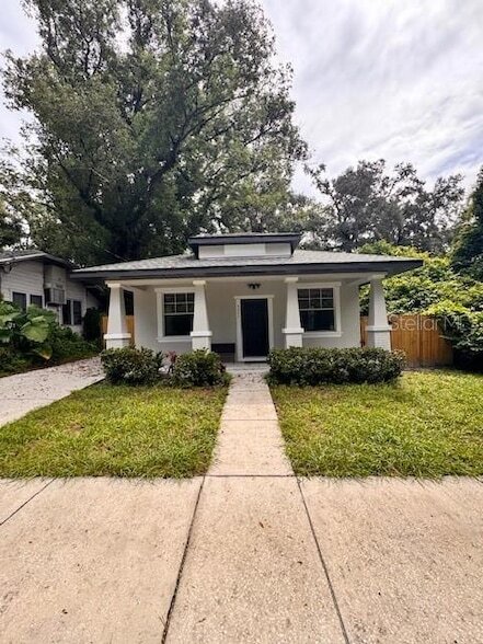 Foto del edificio - 8003 N Alaska St