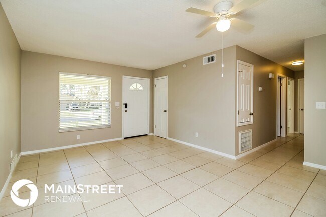 Foto del edificio - 865 Rich Dr