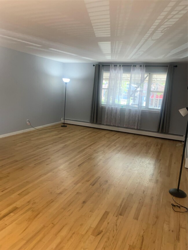 Foto del edificio - 2539 Lurting Ave