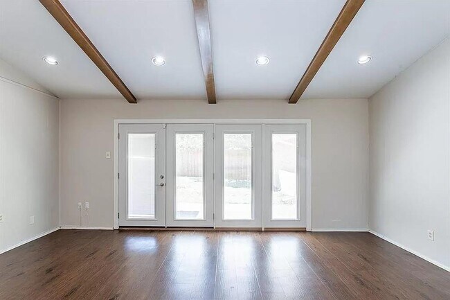 Building Photo - 6608 Winterwood Ln