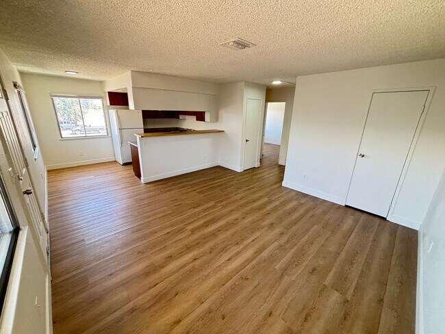 Foto del edificio - 3431 E Cheyenne Ave