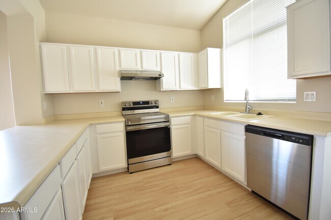 Foto del edificio - 3511 W Morse Ct
