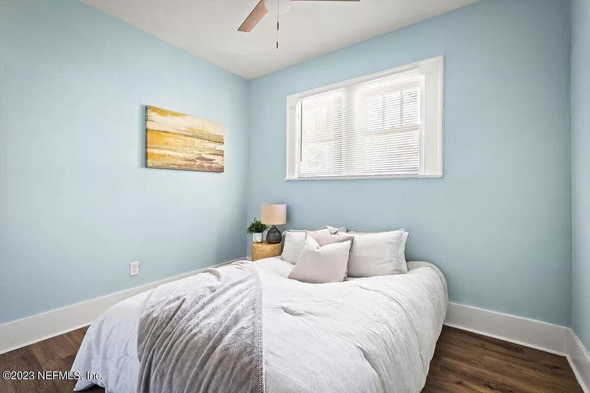 Foto principal - 7576 Calvin St