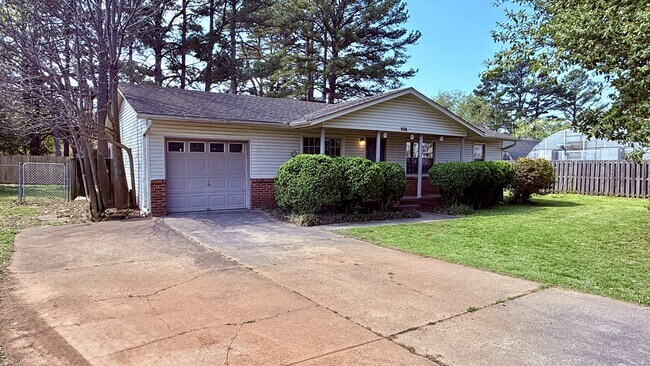 Foto del edificio - 105 Superior Ave SE