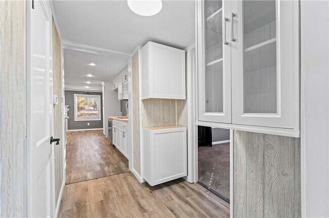 Foto del edificio - 2728 S Westport Rd