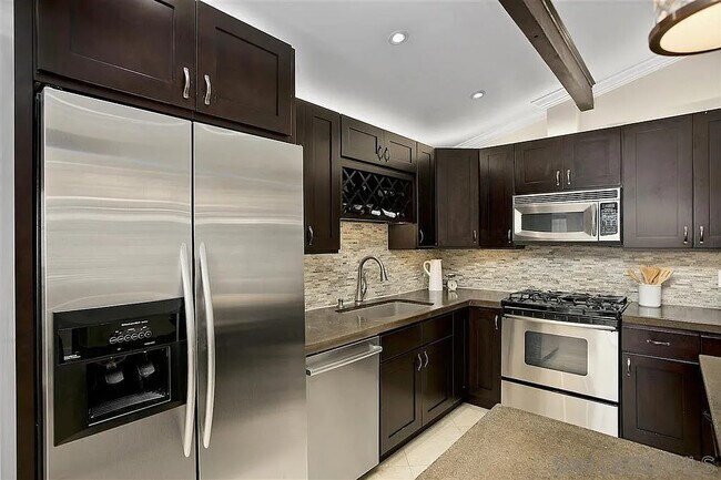 Foto del edificio - 4855 39th St