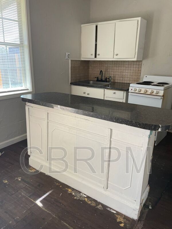 Building Photo - 2608 Avenue V