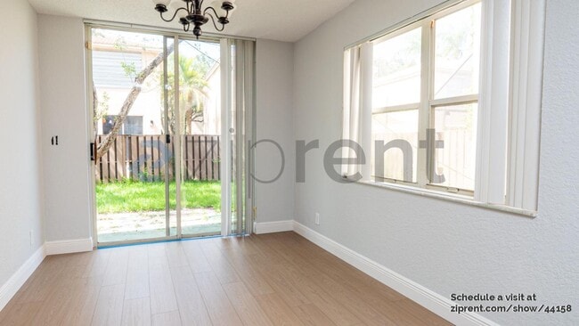 Building Photo - 10931 NW 12th Pl
