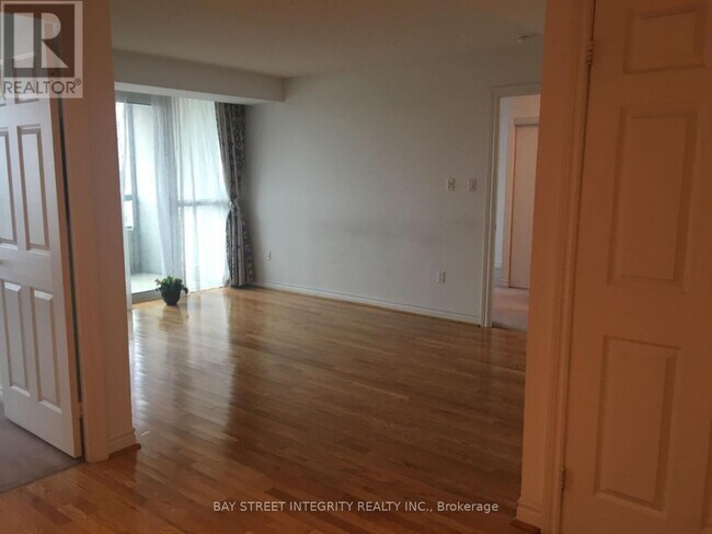 Building Photo - 125 Omni Dr