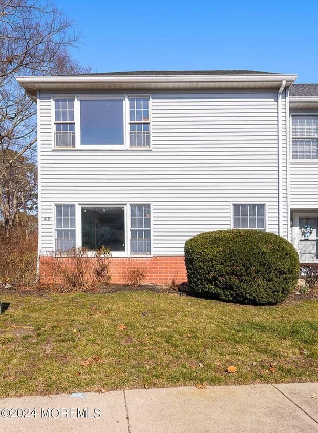 Primary Photo - 109 Westchester Dr