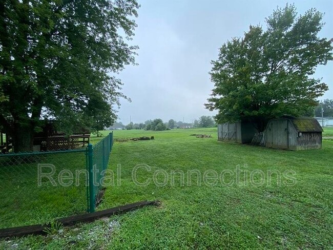Building Photo - 10871 Cedar Grove Rd