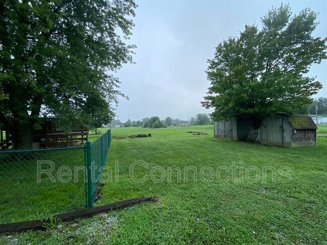 Foto del edificio - 10871 Cedar Grove Rd