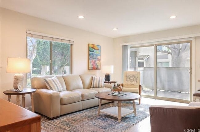 Photo - 16872 Cod Cir Apartment