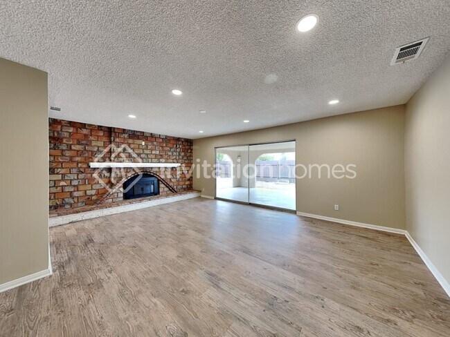 Building Photo - 5451 Princeton St