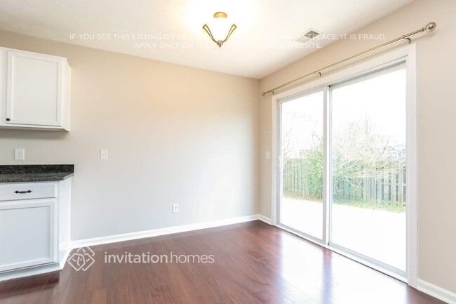 Foto del edificio - 304 Stewart Springs Dr