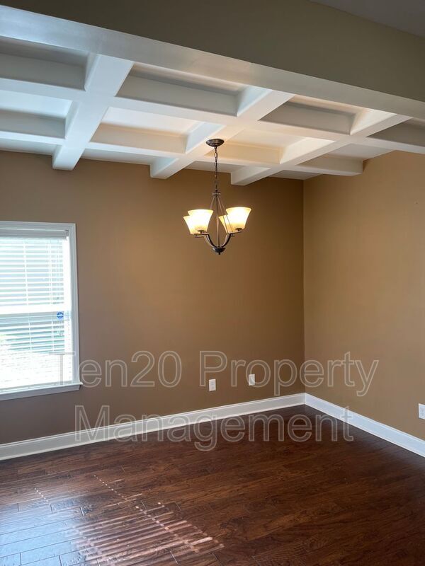 Building Photo - 1244 Cottage Pointe Ct