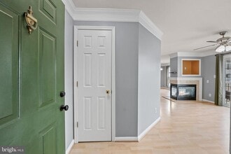 Building Photo - 46966 Courtyard Sq