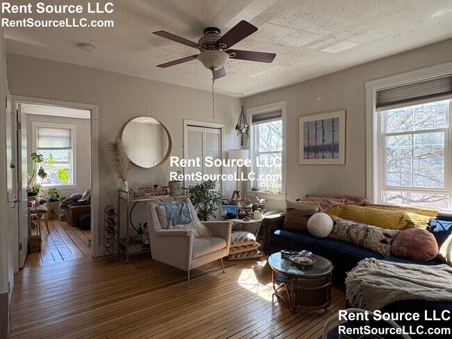 Foto del edificio - 565 Somerville Ave