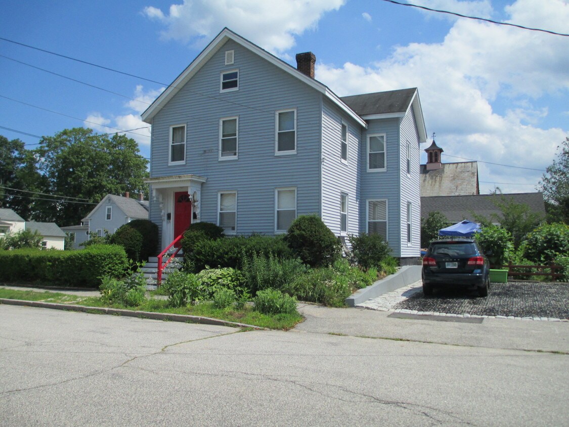 Primary Photo - 21 Monroe St