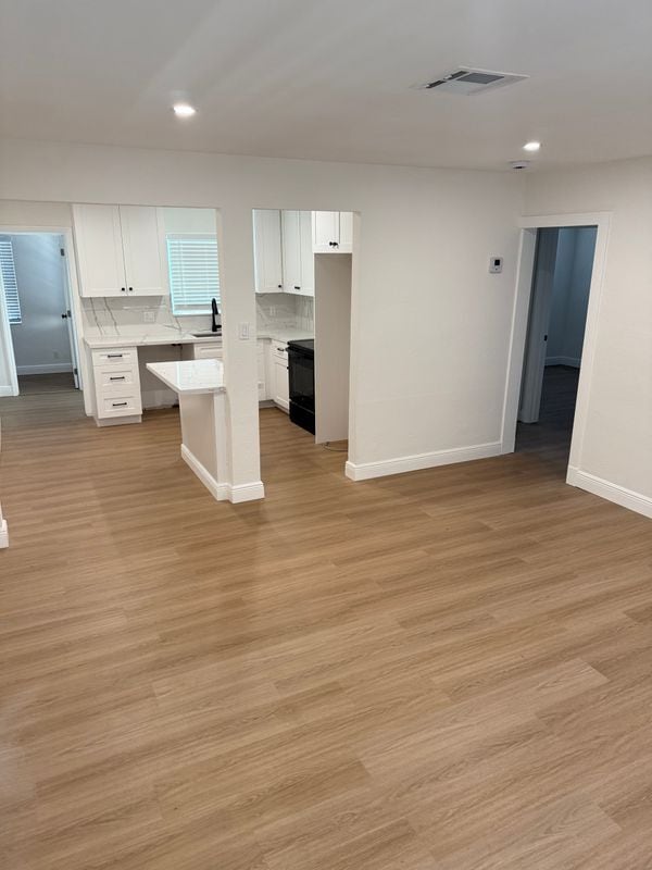 Foto del edificio - 808 SW 15th Ave