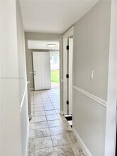 Building Photo - 1350 SW 13th St